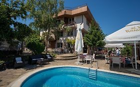 Guest House La Casa